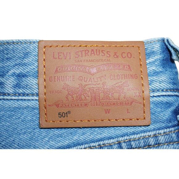 Levi’s Premium 501 Original Fit Jeans W27 L26  High Rise Button Fly –Light Wash - Picture 7 of 7